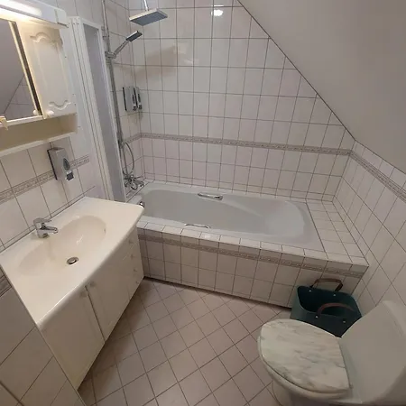 - - Buekfurdo Apartmán Bük