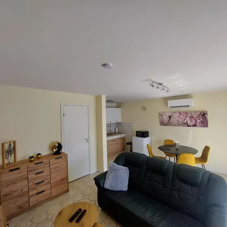 Apartmán - - Buekfurdo