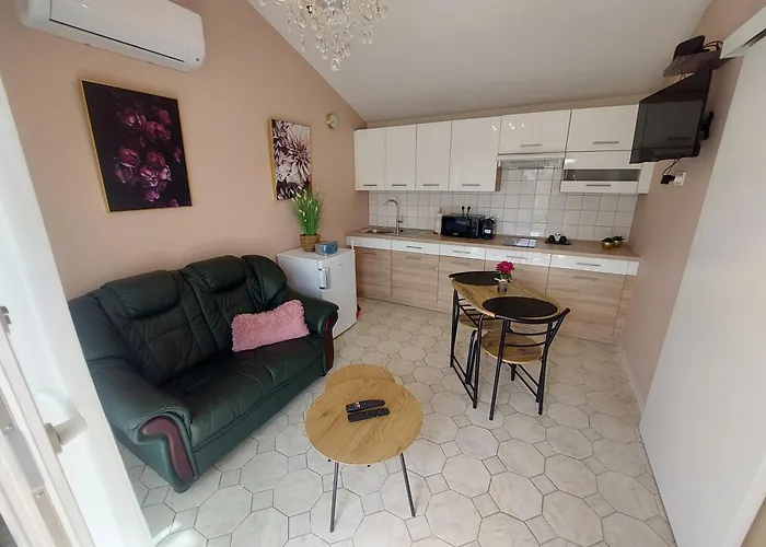 - - Buekfurdo Apartament Bük